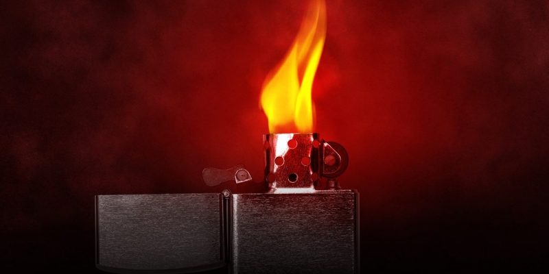 Gibt es Feuerzeugbenzin bei Rossmann zu kaufen?