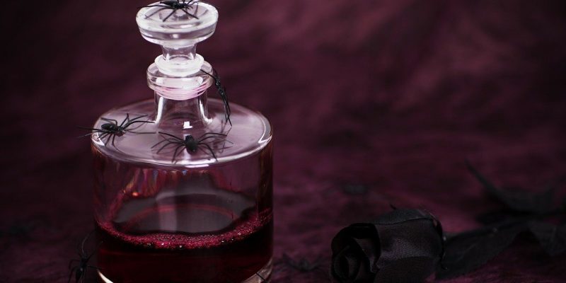 Gibt es Kunstblut bei dm zu kaufen?